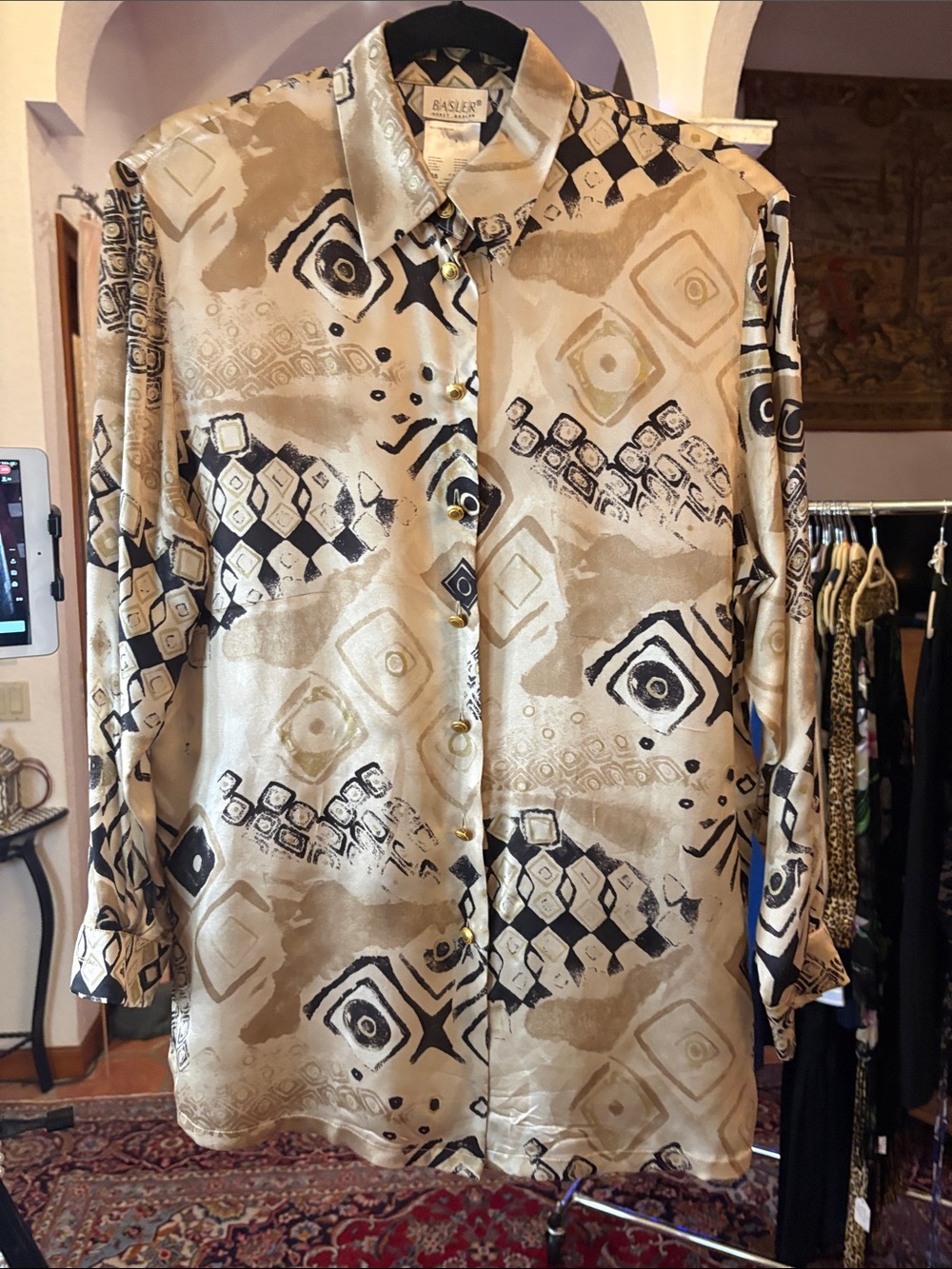 basler silk top